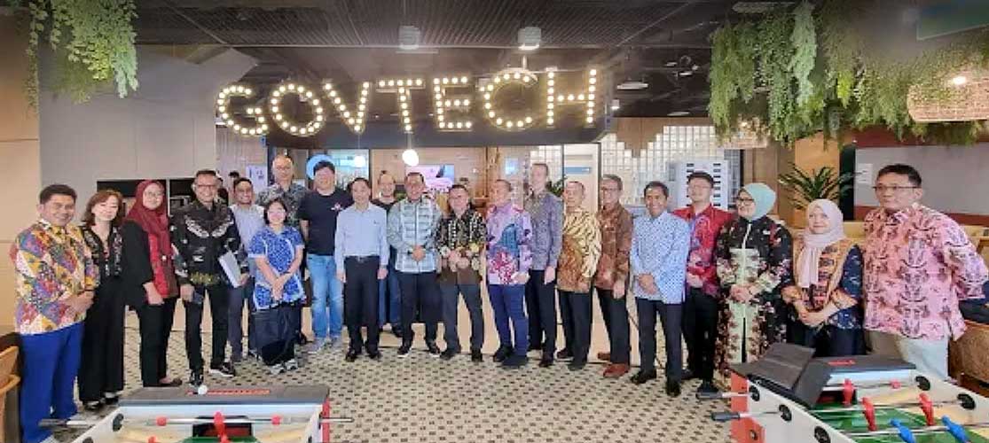 Indonesia government officials learn about the Singpass digital ID application during a knowledge exchange visit in Singapore.